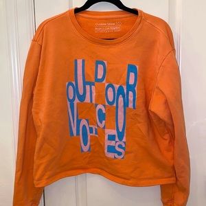 Outdoor voices pull over